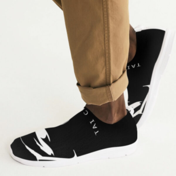 Men’s Slip-On Flyknit Shoe