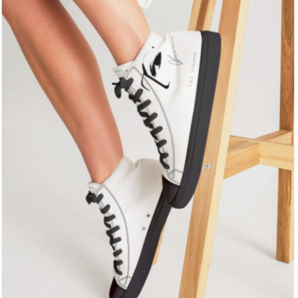 Women Hightop Canvas Shoe
